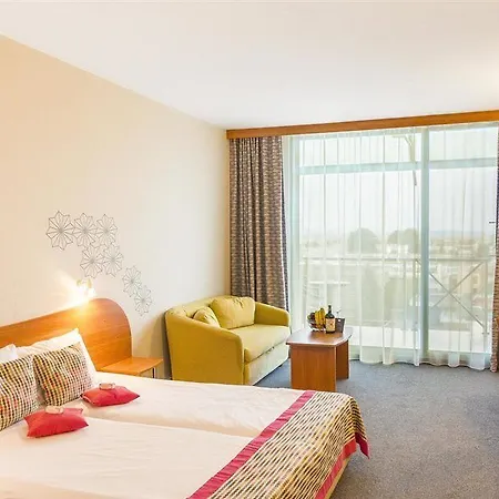 Mpm Kalina Garden Hotel